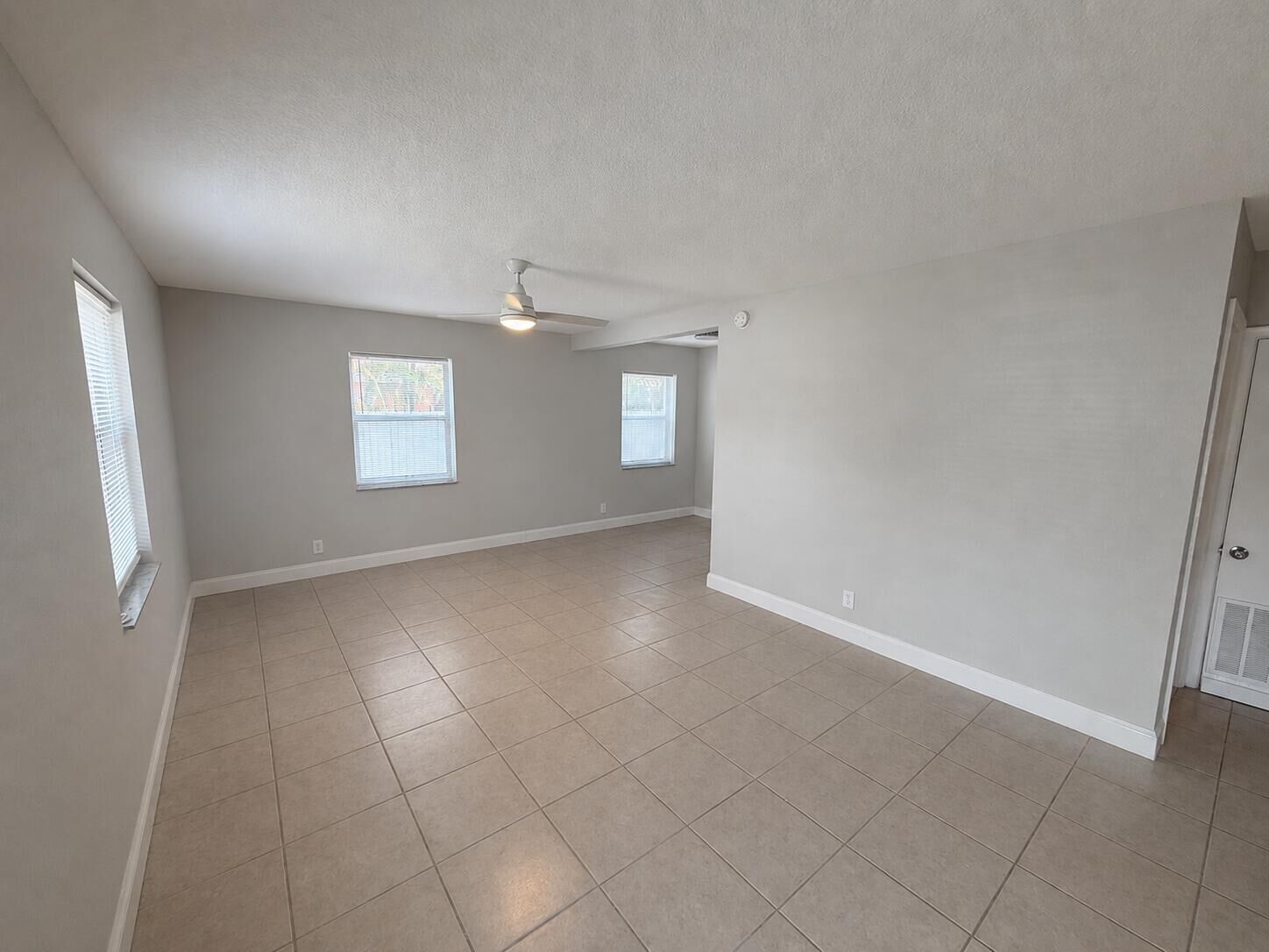 Property Photo:  1508 NW 1st Avenue  FL 33311 