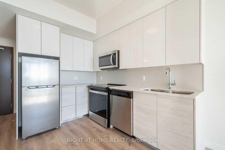 Property Photo: 60 Frederick Street 3910 ON N2H 0C7