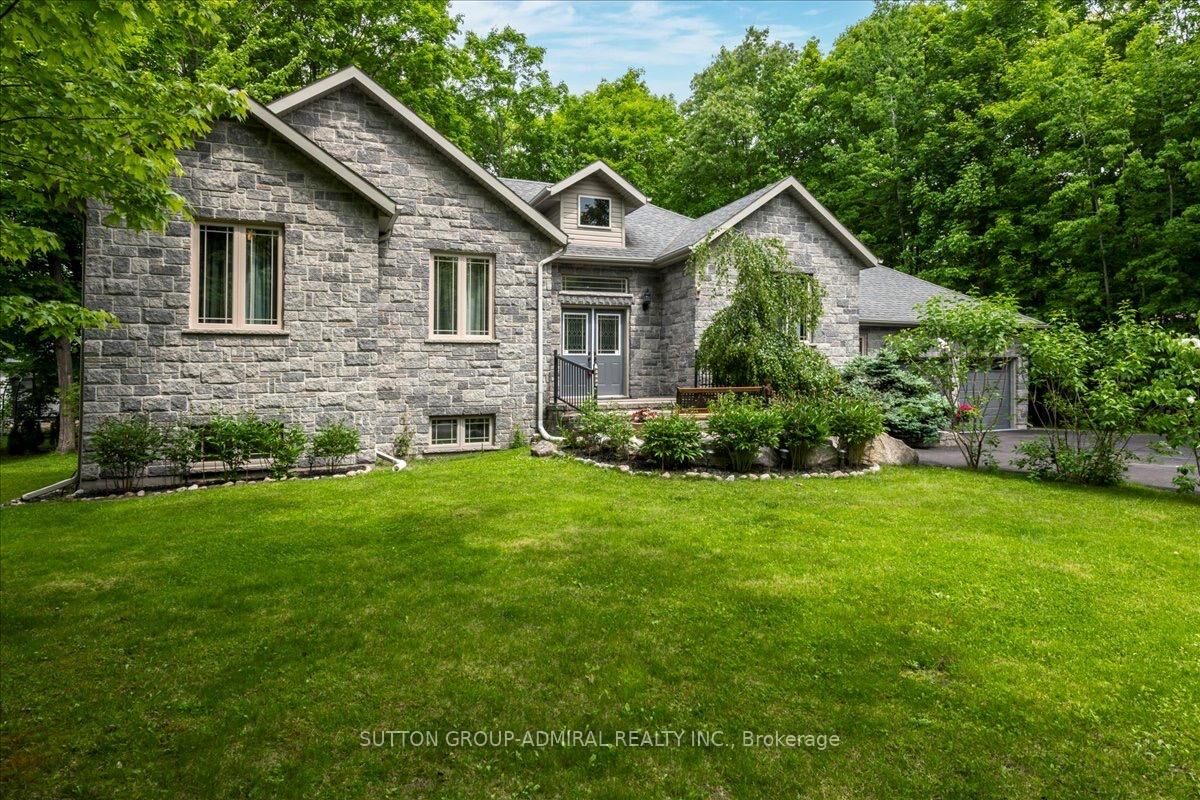 Property Photo: 79 Forest Circle ON L9M 0H4