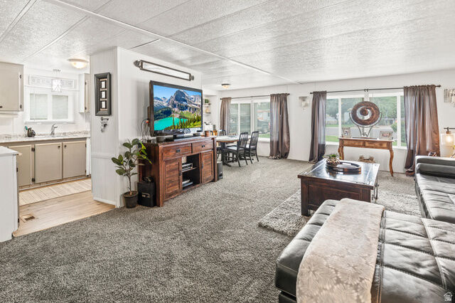 Property Photo:  823 S 800 W  UT 84701 