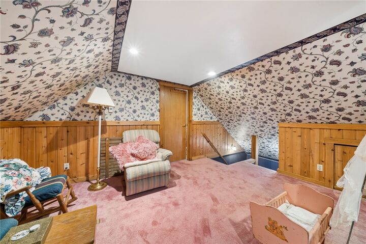 Property Photo:  320 Walnut St  PA 16063 