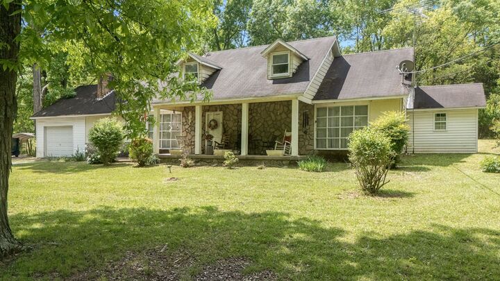 Property Photo:  114 Glover Ln  TN 37160 
