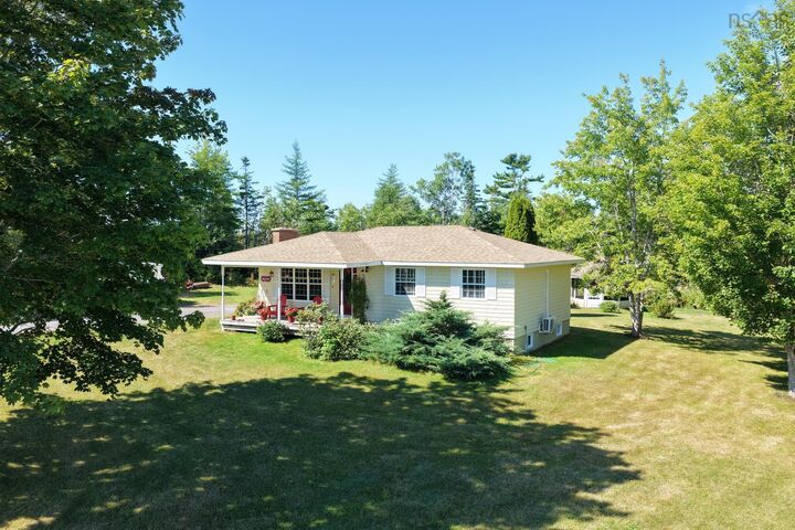 482 Intervale Road — photo 1