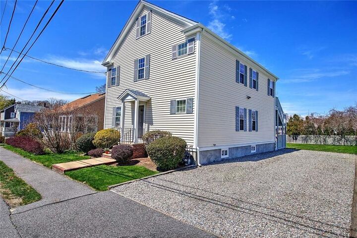 Property Photo:  31 Garfield Avenue  RI 02809 