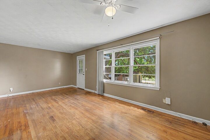 Property Photo:  2306 Pembroke Drive  GA 31707 