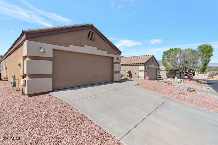 Property Photo:  4981 E Catalina Court  AZ 86325 