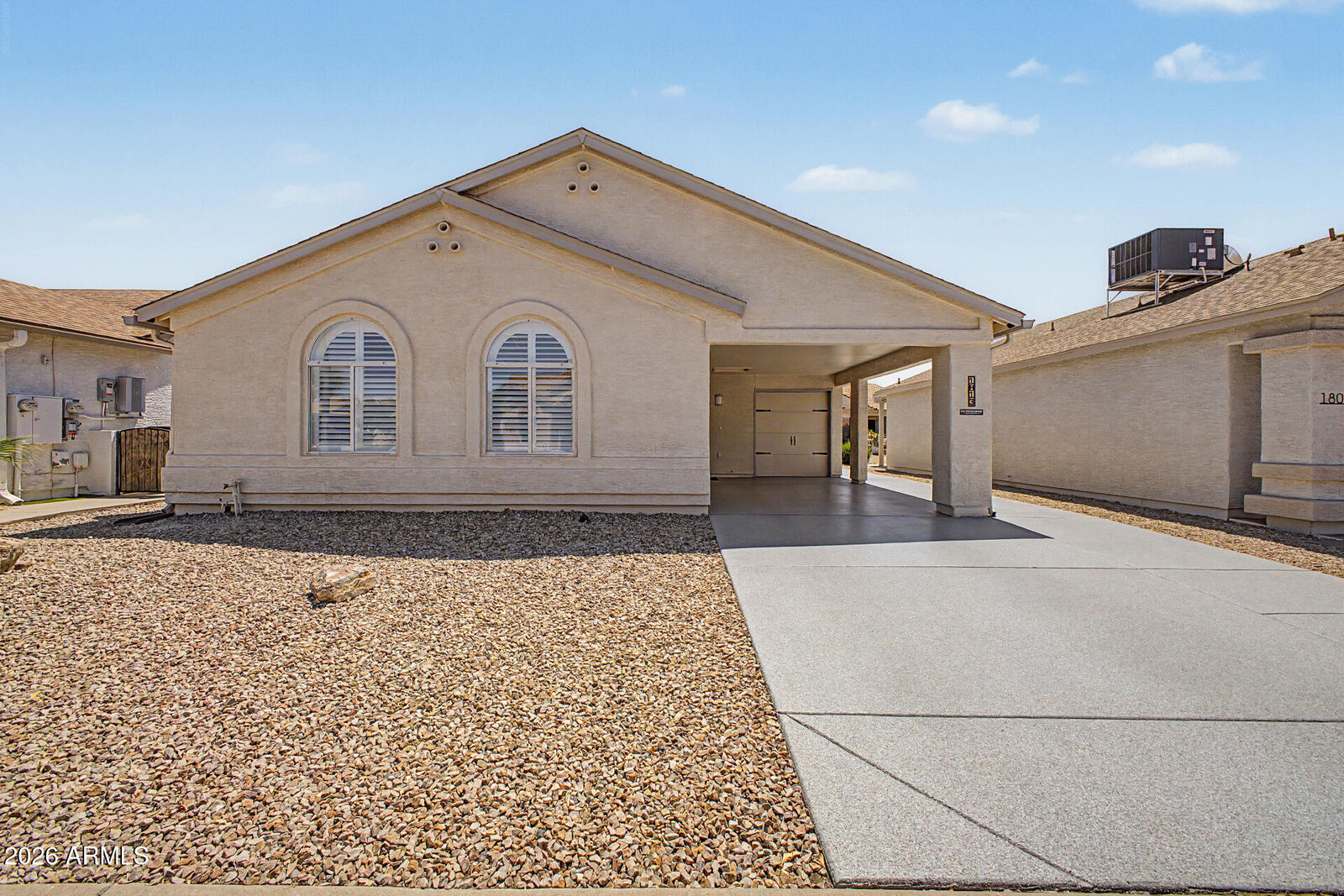 Property Photo:  1813 E Buena Vista Drive  AZ 85249 