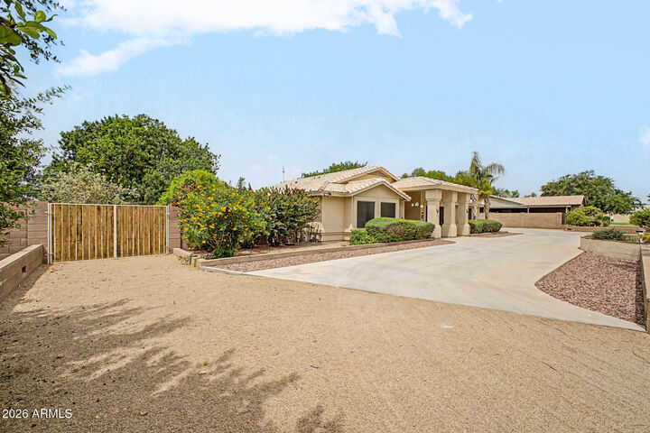 Property Photo:  6728 N 186th Avenue  AZ 85355 