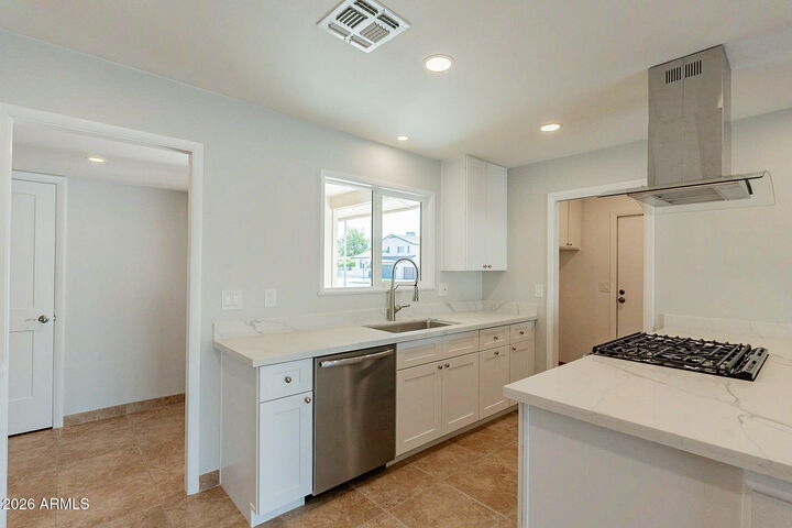Property Photo: 6302 N 85th Street AZ 85250