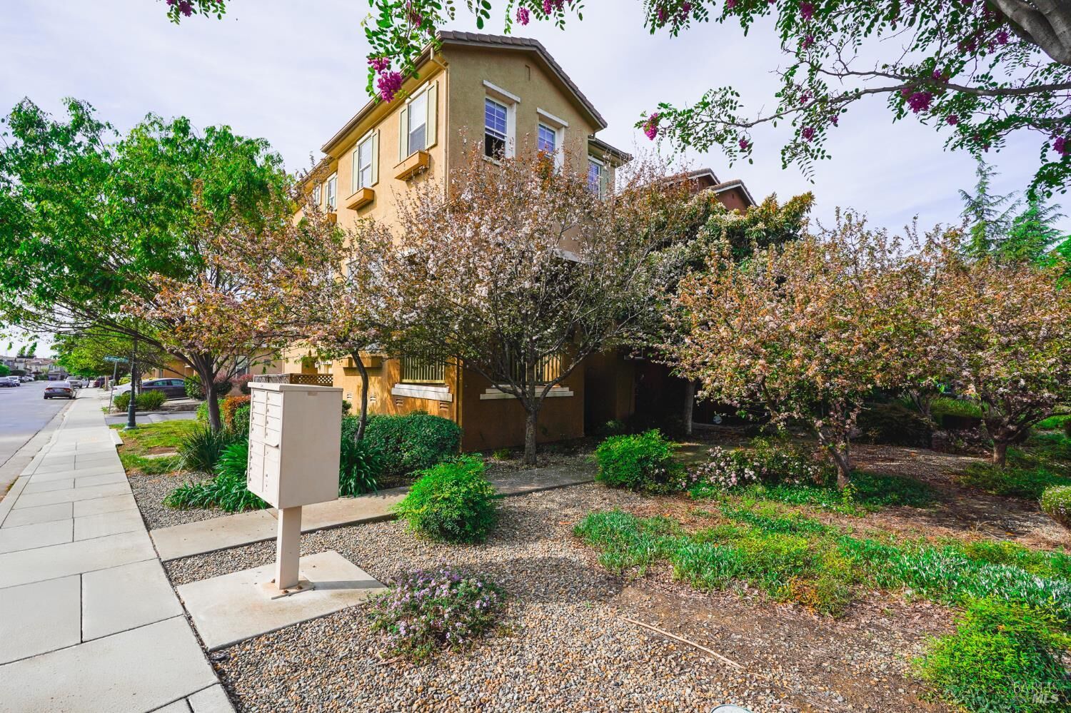 Property Photo:  2740 Midtown Lane  CA 94533 