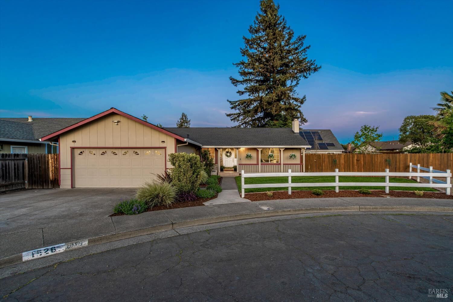 Property Photo: 1526 Bruce Court CA 95401