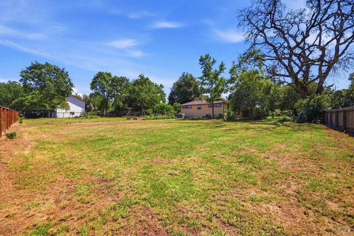 Property Photo:  644 Piezzi Road  CA 95401 