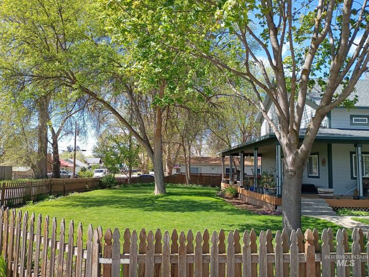 Property Photo: 219 Lincoln Ave ID 83617