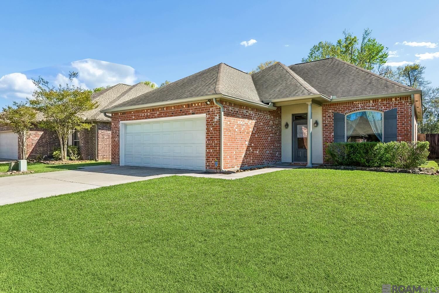 Property Photo:  16346 Venetian Ave  LA 70817 