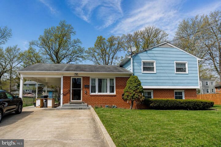 Property Photo:  13919 Mathews Drive  VA 22191 