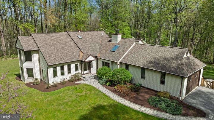 Property Photo:  5816 Oakland Road  MD 21784 