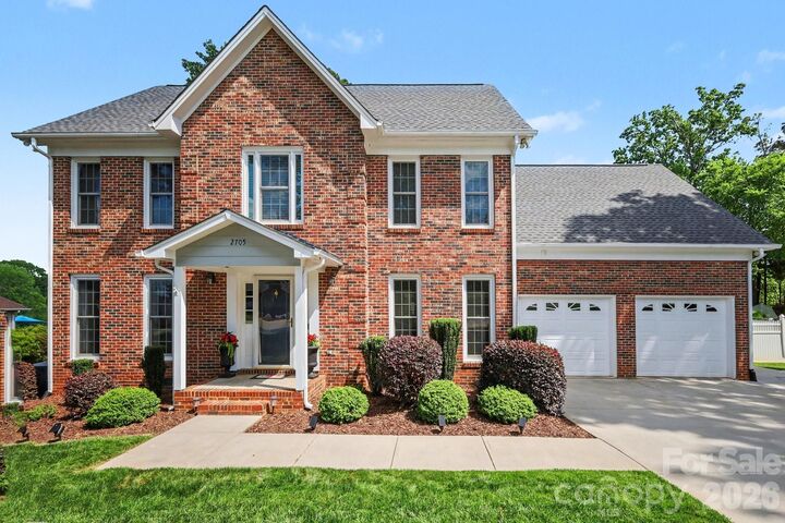 Property Photo:  2705 Greenmont Circle  NC 28012 