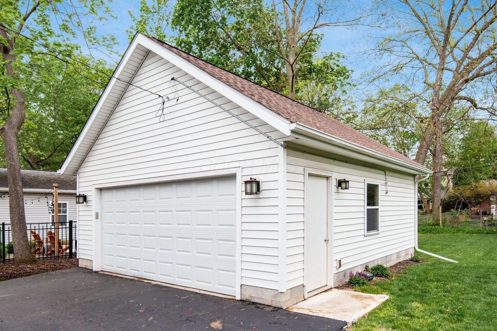 Property Photo:  108 N Stanwood Road  OH 43209 
