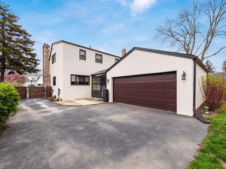 Property Photo:  221 S Algonquin Avenue  OH 43204 