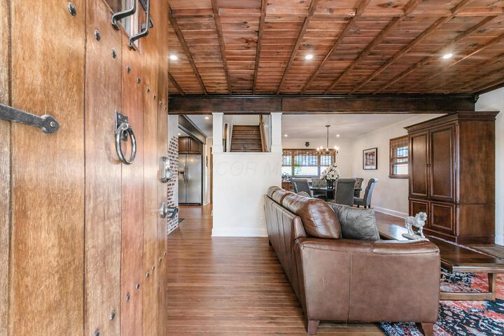 Property Photo:  221 S Algonquin Avenue  OH 43204 