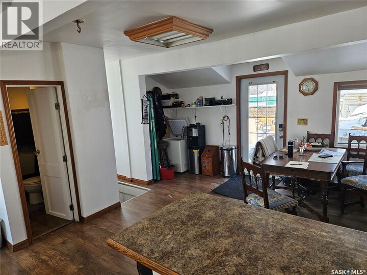 Property Photo: 370 Arthur Street SK S4R 4X2