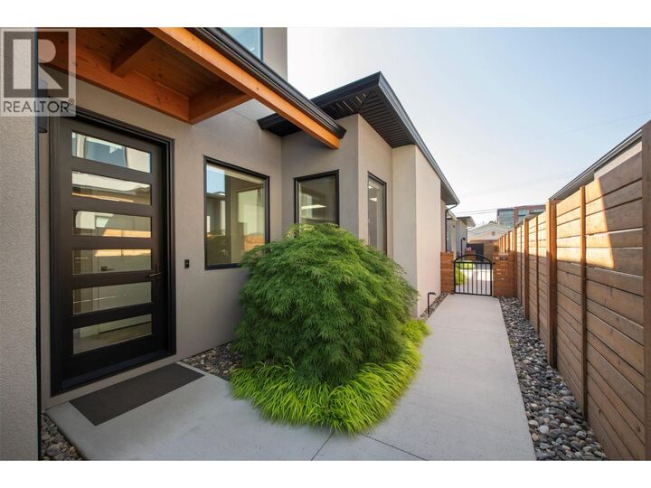 Property Photo: 553 Patterson Avenue BC V1Y 5C7