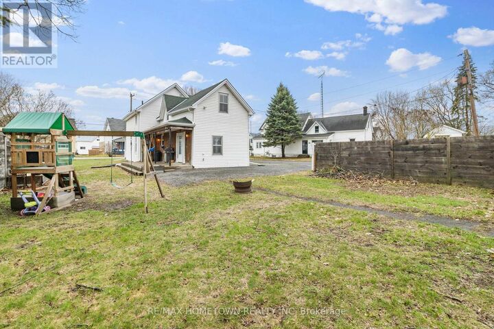 Property Photo: 2166 Dundas Street ON K0E 1E0