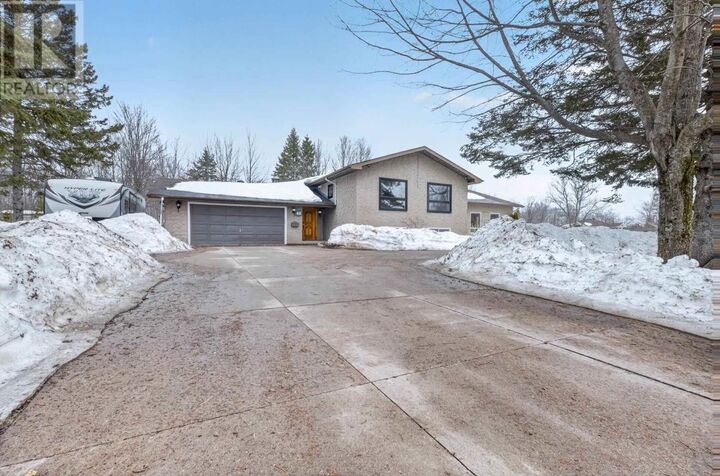 Property Photo:  48 Palomino Dr  ON P6A 6K4 