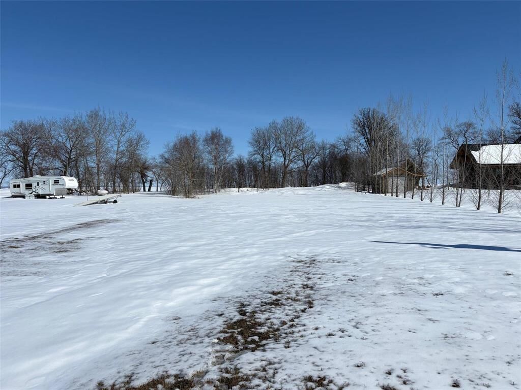 Property Photo:  113 Bayduza Drive  MB R7N 2T3 