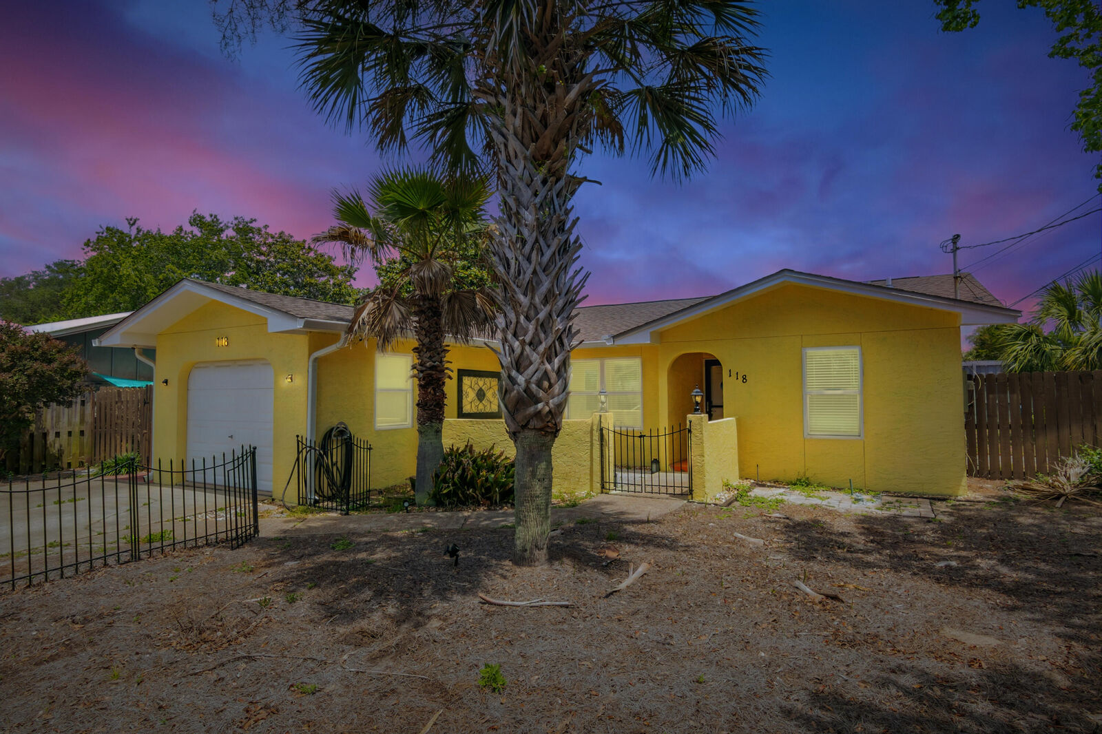 Property Photo:  118 Lakeside Circle  FL 32413 