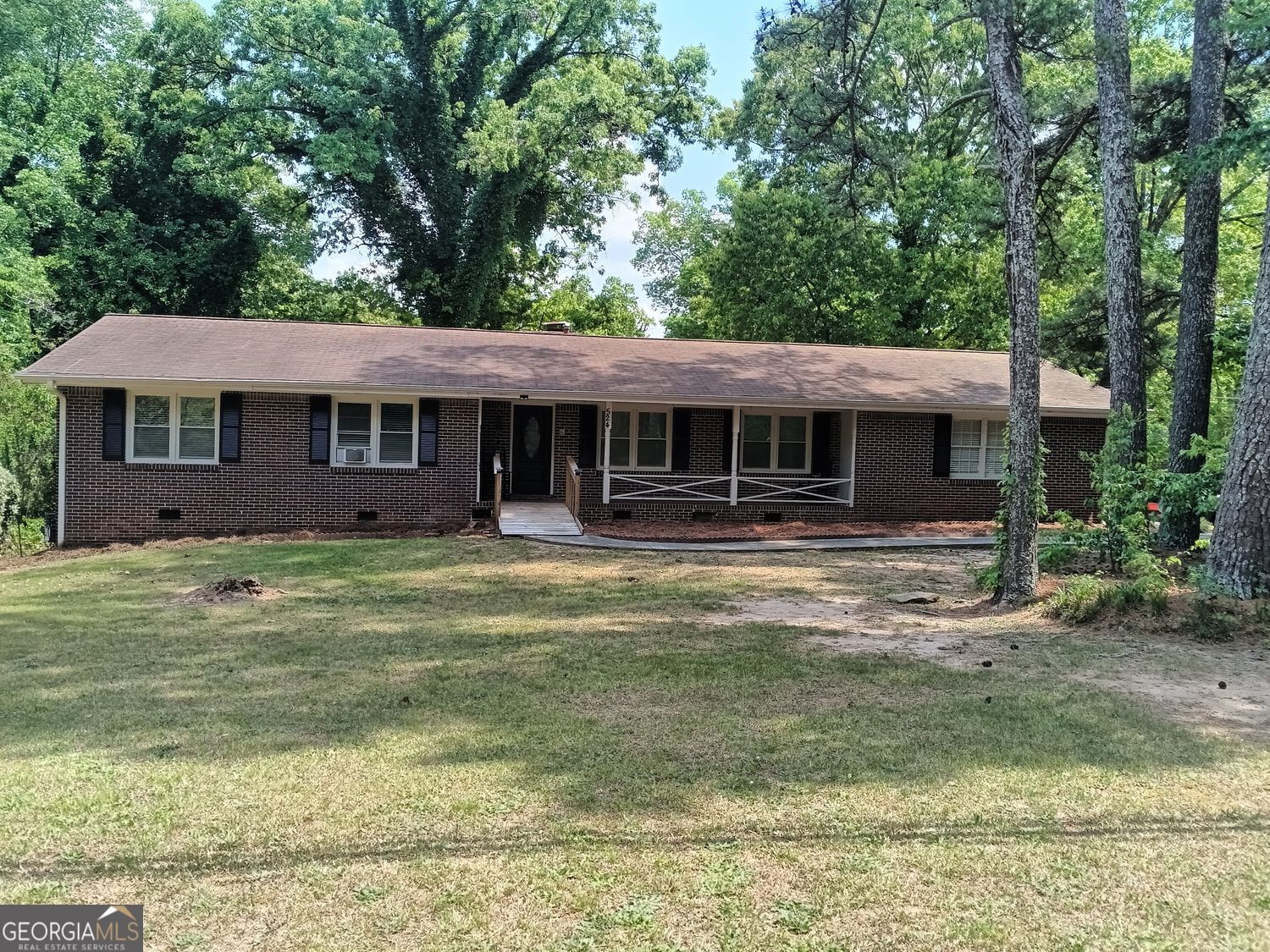 Property Photo:  524 Rowland Road  GA 30083 