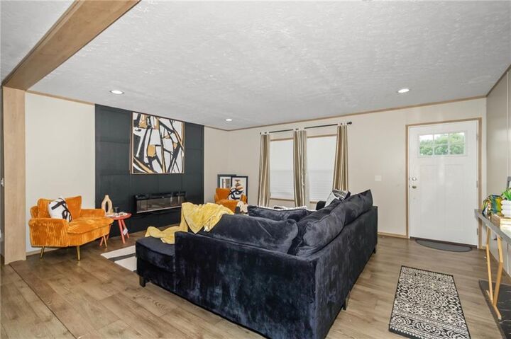 Property Photo:  102 Alex Avenue  LA 71457 