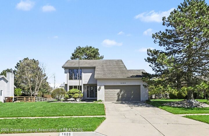 Property Photo:  1606 Riley Ridge Drive  MI 48917 