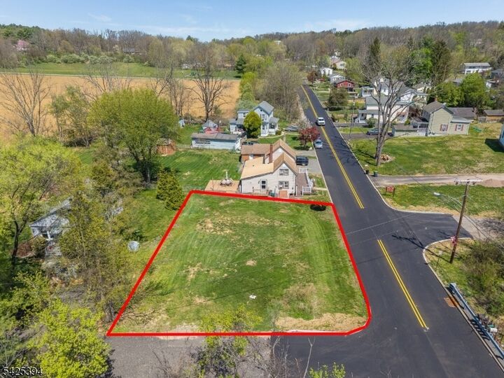 Property Photo:  2 Maple Ln  NJ 08827 