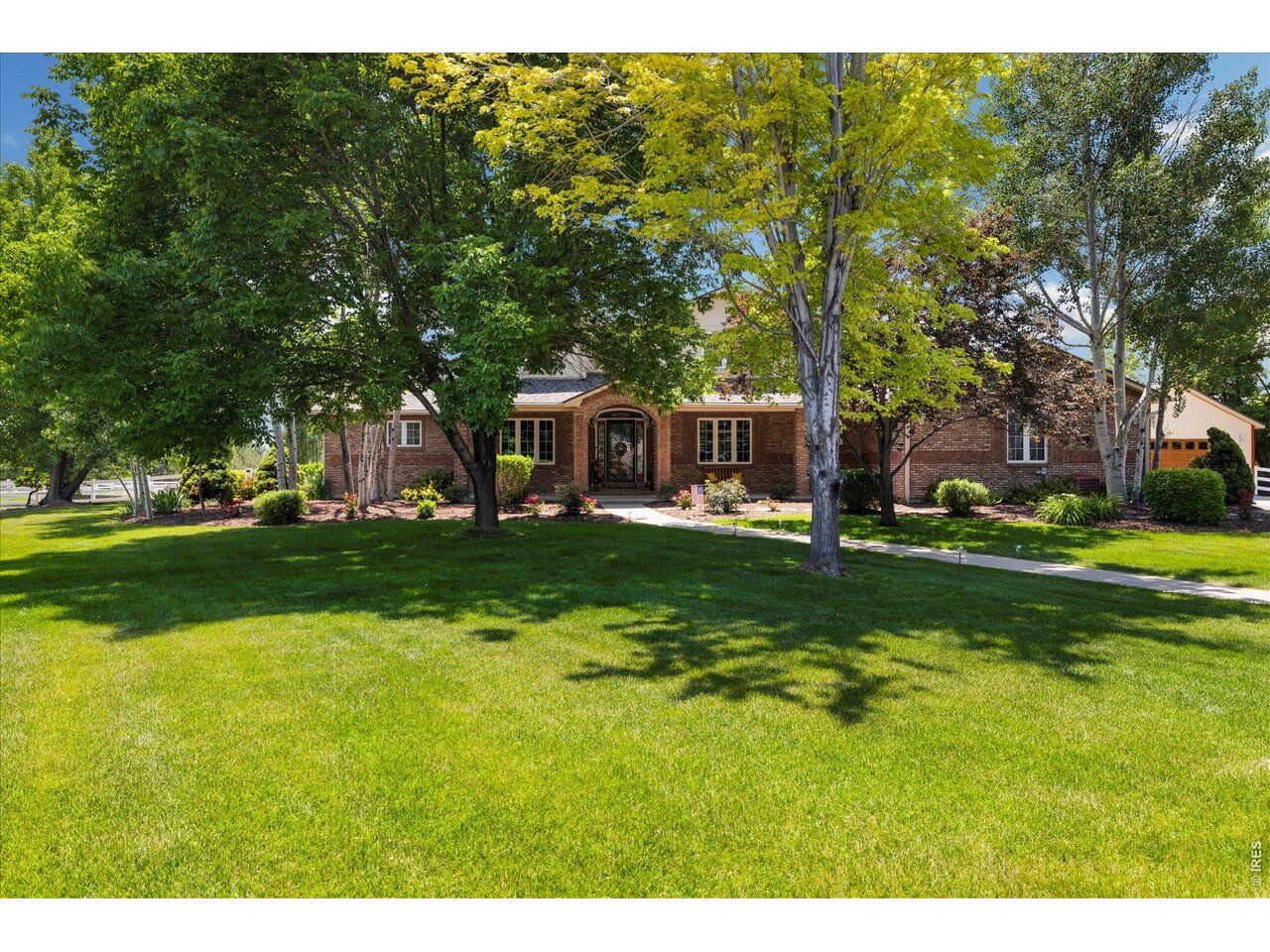 Property Photo:  3806 Singletree Ct  CO 80542 