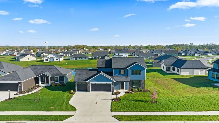 Property Photo: 1410 Bear Hollow Drive IN 46748