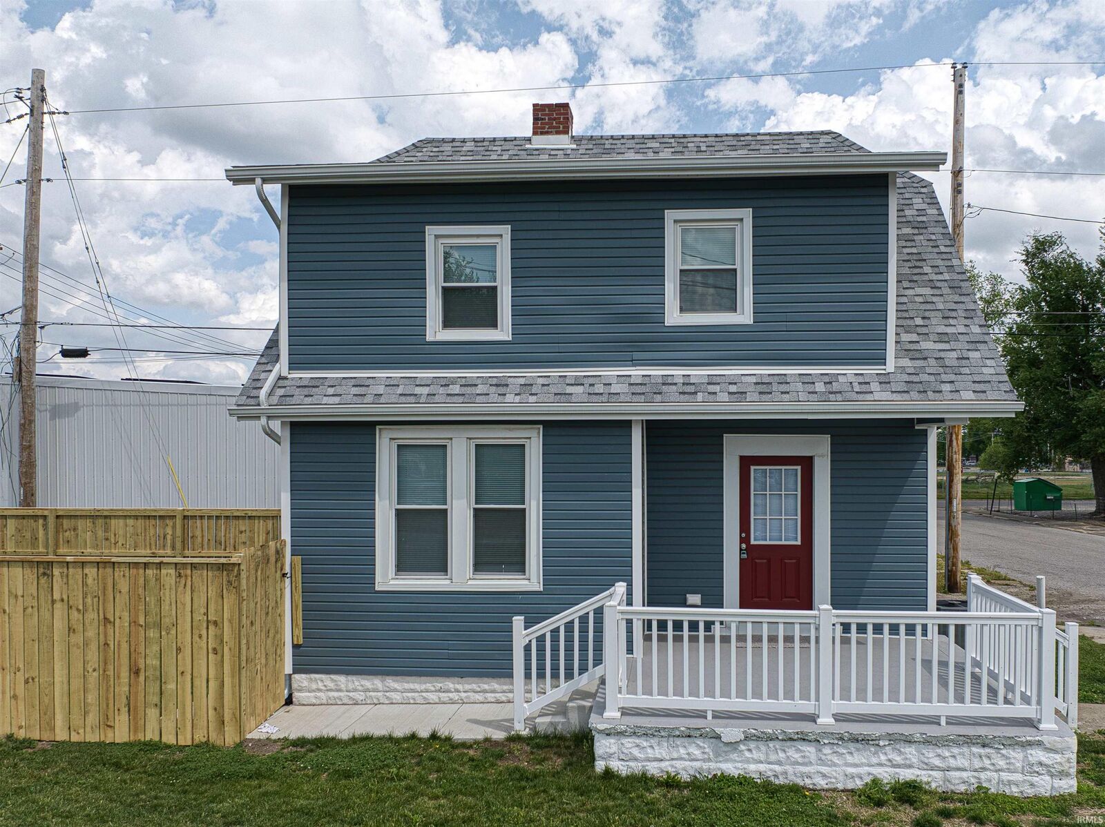 Property Photo:  1501 Stringtown Road  IN 47711 