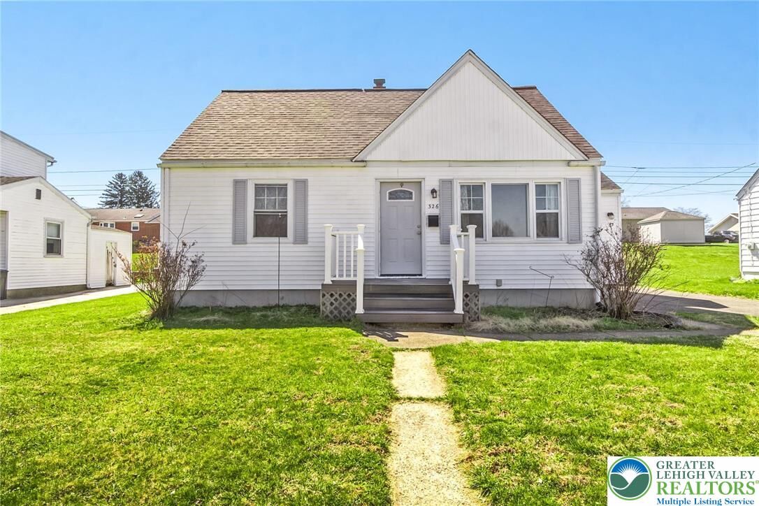 Property Photo:  326 Henry Street  PA 18055 