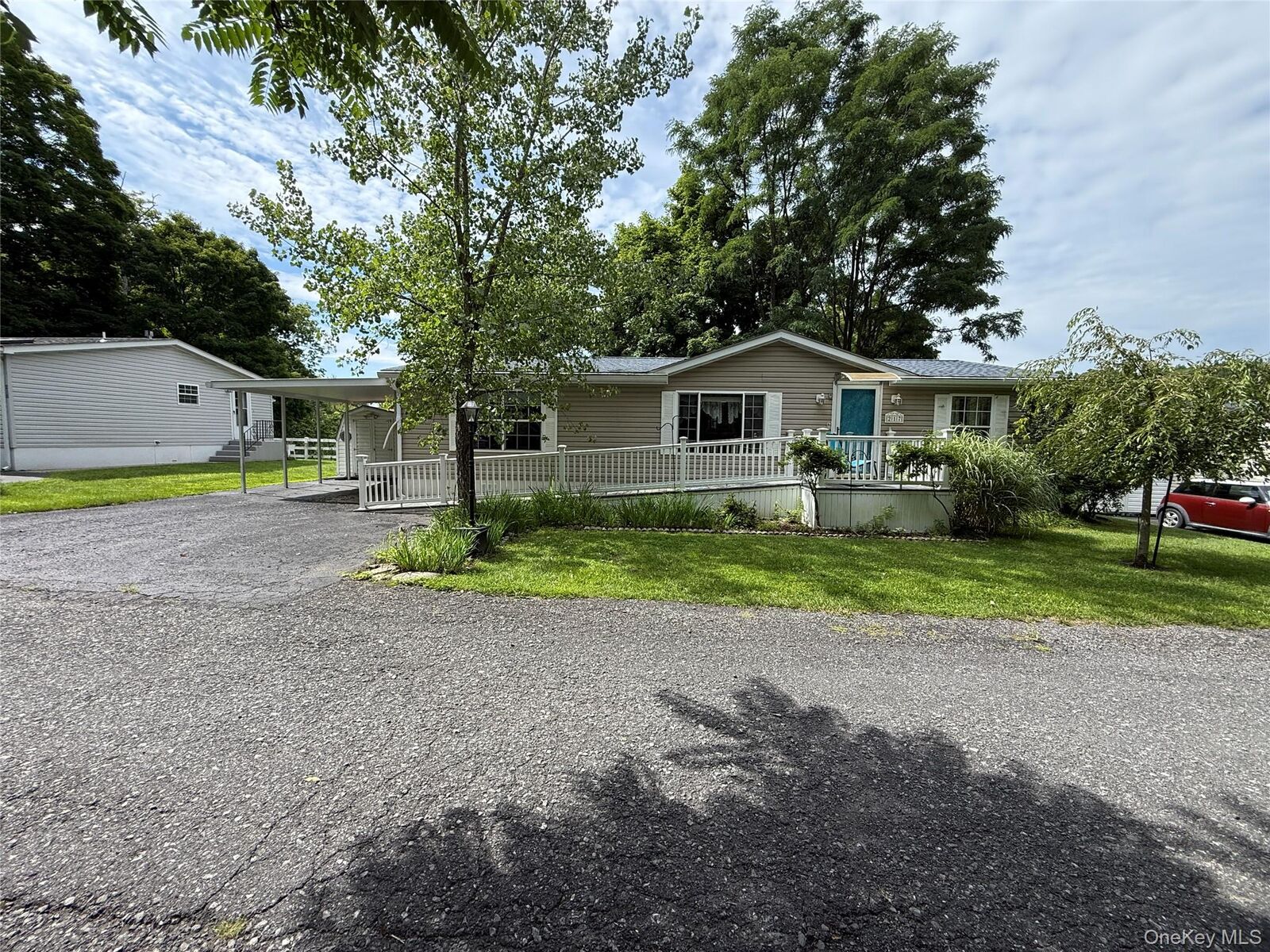 Property Photo:  217 Brittany Terrace 217  NY 12575 
