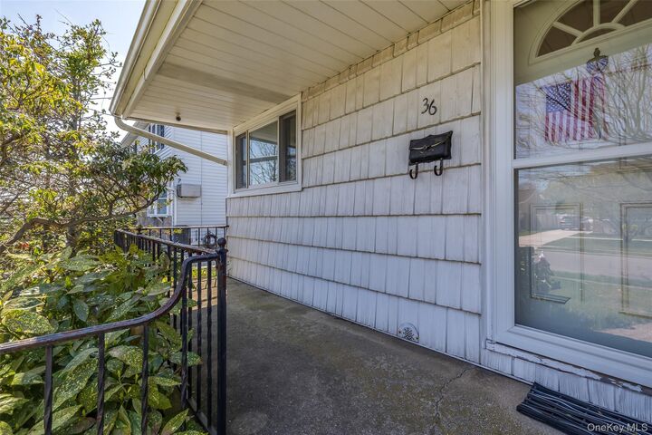 Property Photo:  36 Seitz Drive  NY 11714 