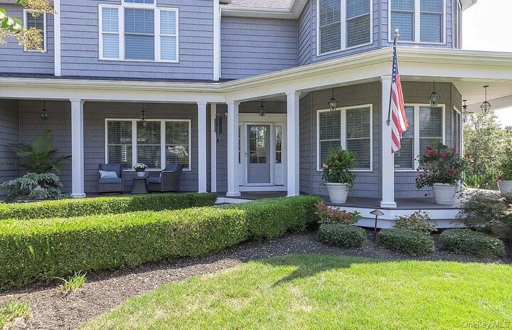 Property Photo:  39 Blackberry Lane  NY 11934 