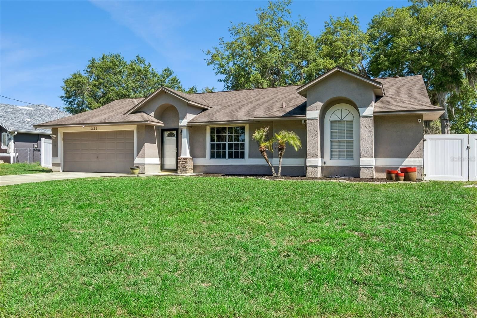 Property Photo:  1321 Fawn Avenue  FL 32725 
