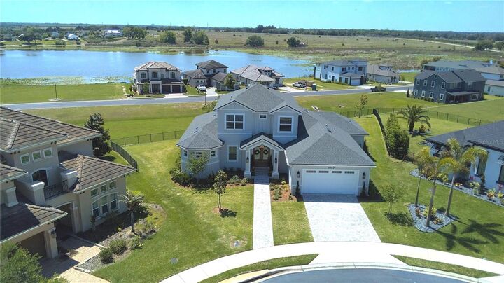 Property Photo: 203 Spring Azure Drive FL 33850