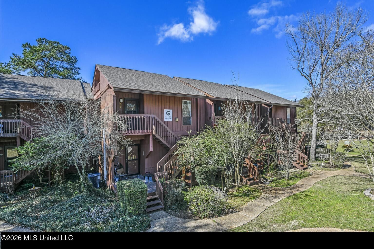 Property Photo:  238 Lakeside Villa  MS 39525 