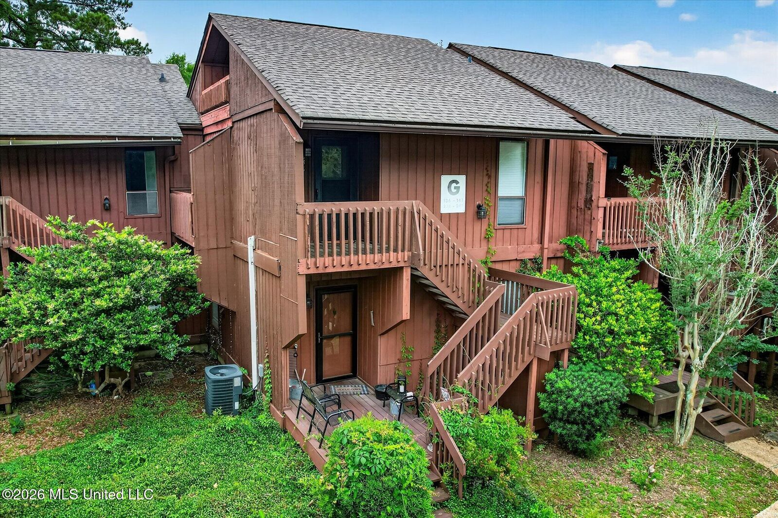 Property Photo:  238 Lakeside Villa  MS 39525 