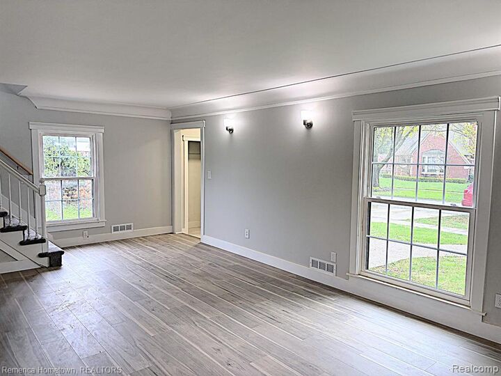 Property Photo:  9614 Auburndale Street  MI 48150 2810 