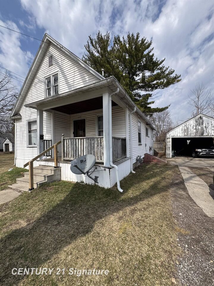 Property Photo:  1108 Congress Avenue  MI 48602 