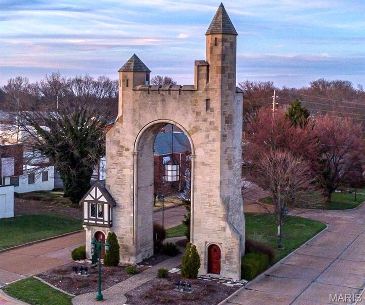 Property Photo:  7370 Winchester Drive  MO 63121 
