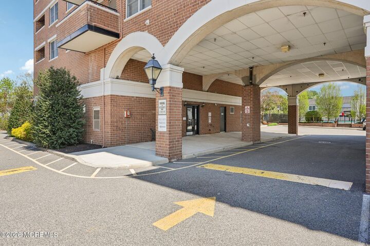 Property Photo:  44 Iron Forge Square  NJ 07442 