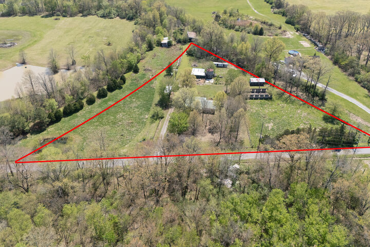 Property Photo:  13849 Mustang Road  IL 62959 